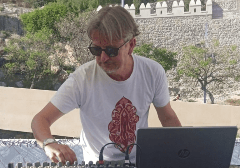 Terraceo con Simon vun der Wüst Dj
